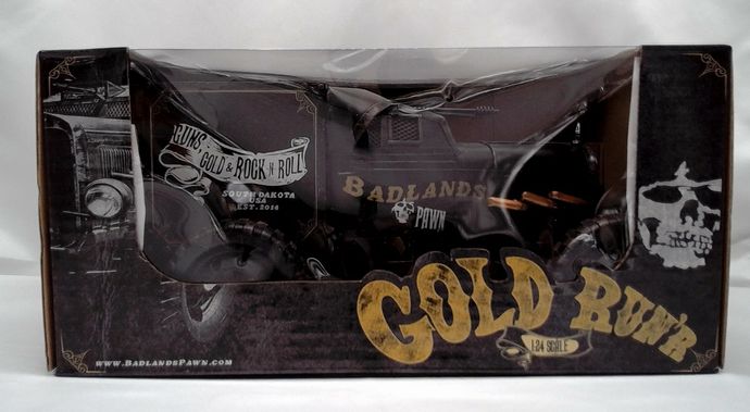 Load image into Gallery viewer, Badlands Pawn Gold Run&#39;r Die Cast Car 1:24 Scale Rat Rod Guns Gold Rock &amp; Roll
