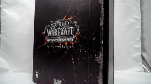 World of Warcraft: Cataclysm Collector's Edition (Windows/Mac) NEW