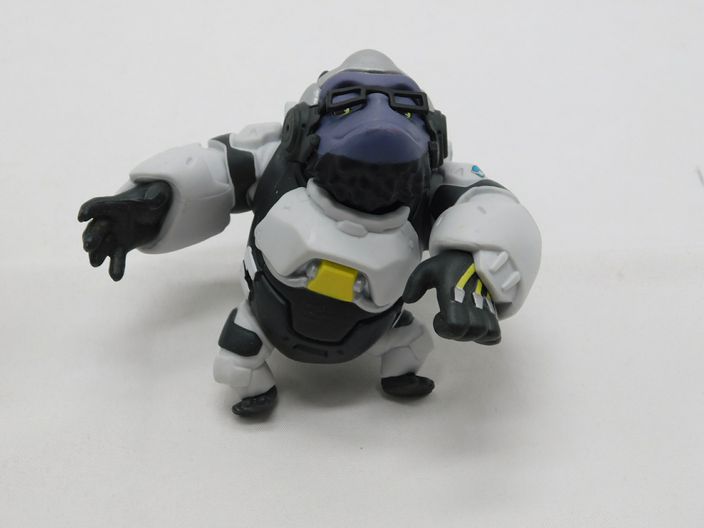 Load image into Gallery viewer, Cute But Deadly Overwatch Reinhardt And Winston Figures
