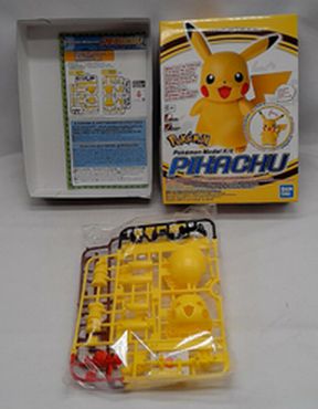 Load image into Gallery viewer, Pikachu Bandai Pokemon Model Kit 2487421
