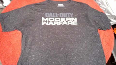 Black Call of Duty Modern Warfare Size 2XL Shirt