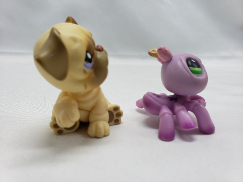 Load image into Gallery viewer, Littlest Pet Shop LPS Pet Pairs Spider #136 and Bulldog #135
