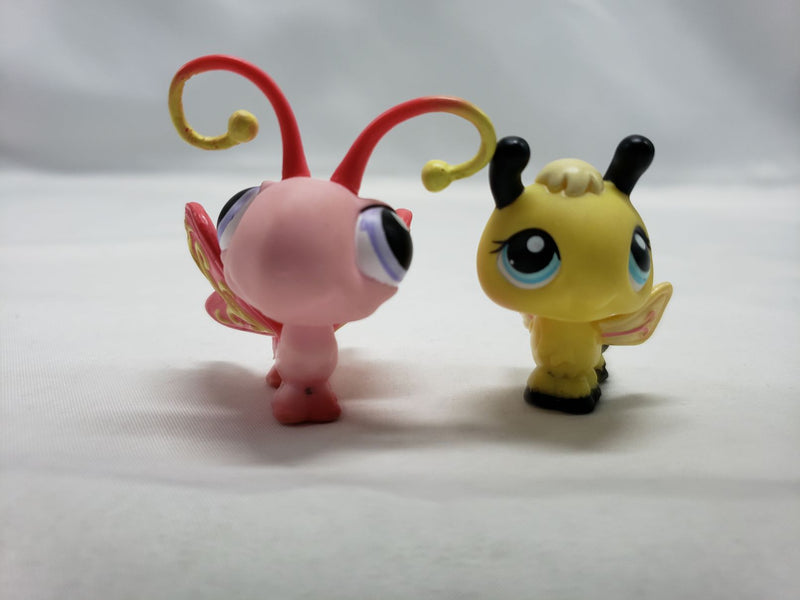 Load image into Gallery viewer, Littlest Pet Shop Pet Pairs #201 &amp; #202 Bumblebee and Butterfly
