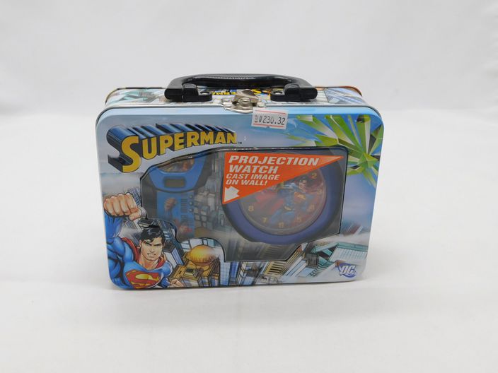 Load image into Gallery viewer, SUPERMAN PROJECTION WATCH Collectors Tin Warner Bros / TJ Max 2007
