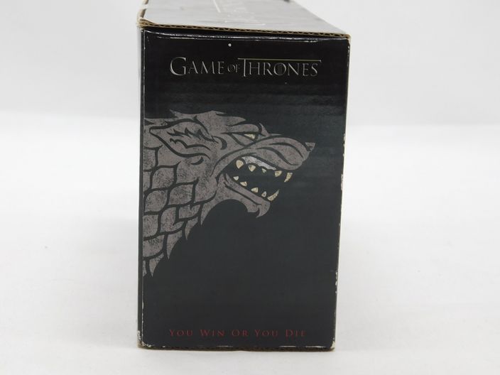 Load image into Gallery viewer, Game of Thrones Stark &amp; Lannister Map Marker Salt and Pepper Shakers
