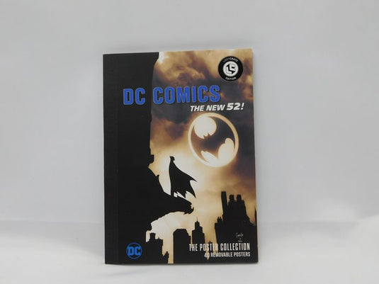 DC COMICS The New 52 Loot Crate 40 Removable Poster Mini Book Collection