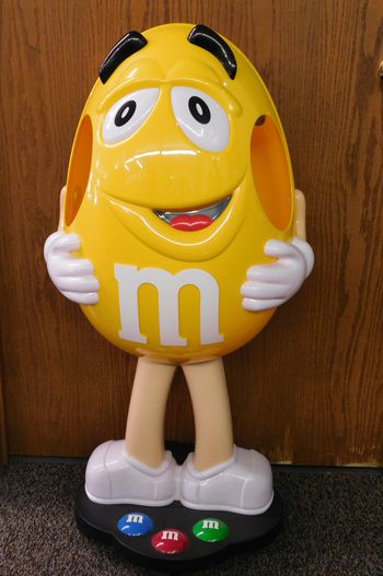 M&M's M&M Character Yellow Peanut Store bag Display 42" on wheels candy