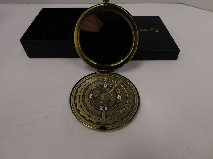 Load image into Gallery viewer, Tales of Xillia 2 Pocket Watch Replica Collectors Edition
