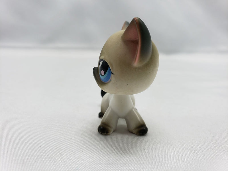 Load image into Gallery viewer, 2005 Littlest Pet Shop #5 SIAMESE Cat Blue Dot Eyes
