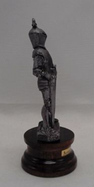 Load image into Gallery viewer, Figurine Pewter Armatura Sec. Xv- Knight With Shield
