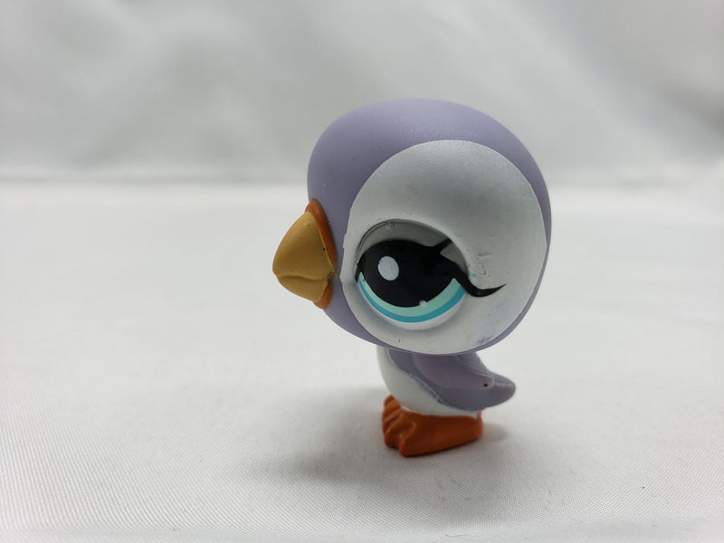Load image into Gallery viewer, Littlest Pet Shop Purple Puffin Blue Eyes #1574
