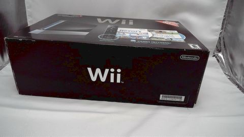 Load image into Gallery viewer, Nintendo Wii Sport Resort Pack Console Black [new]
