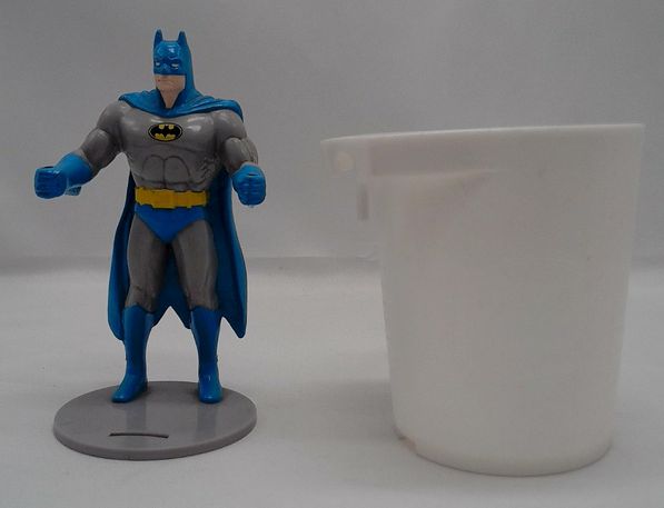 Load image into Gallery viewer, DC Comics 1988 Burger King cup holder figure batman
