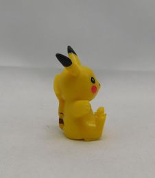 Load image into Gallery viewer, Pokemon Miniature Figure - Pikachu  (Pre-Owned/Loose)
