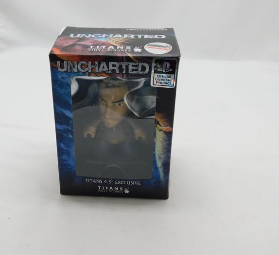 Load image into Gallery viewer, Uncharted Nathan Drake Titans 4.5&quot; Exclusive Vinyl Figure Arcade Block Exclusive
