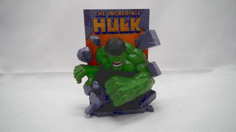 Marvel Incredible HULK 3D Comic Standee Loot Crate Avengers Figure Breaking Wall