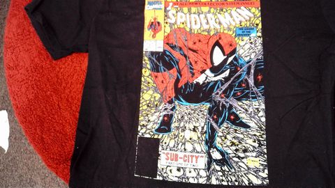 Load image into Gallery viewer, Marvel Comics Spiderman Sub City Shirt Size XL Color Black
