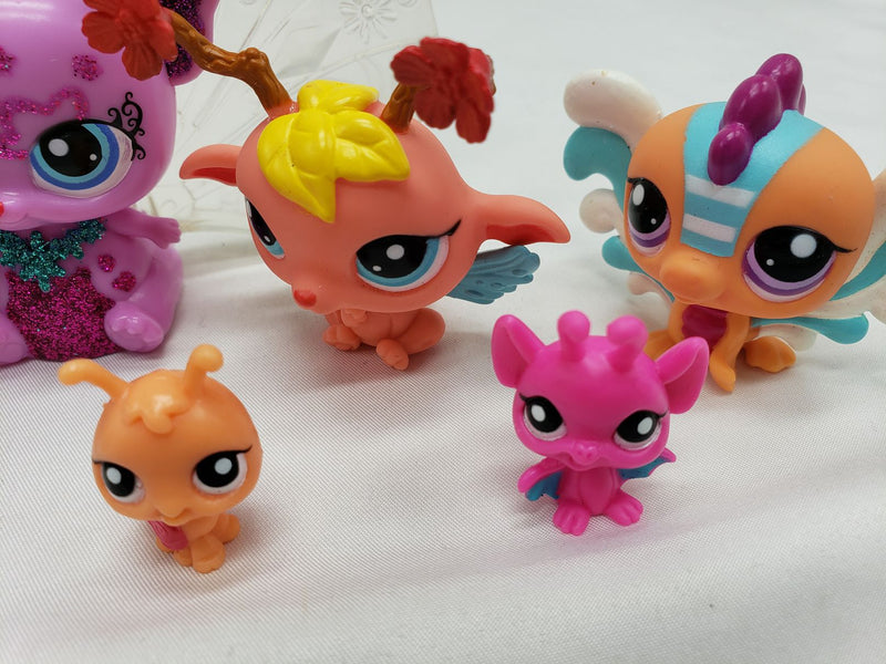 Load image into Gallery viewer, Littlest Pet Shop LPS Majestic Masquerade Fairies 2831 2832 2833 2834 2835 2836
