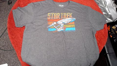 Load image into Gallery viewer, Star Trek Live Long and Prosper Shirt Size 2X Color Grey
