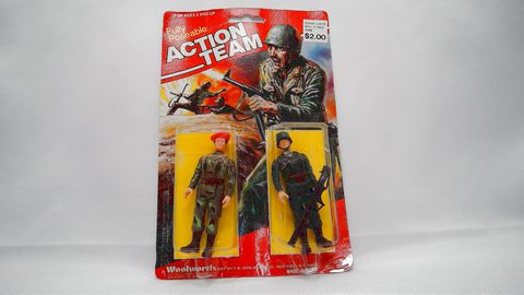 fully poseable action team