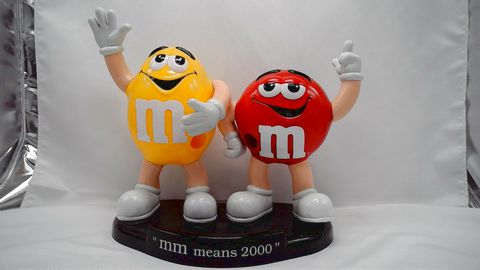 Load image into Gallery viewer, M&amp;M&#39;s Yellow &amp; Red Candy Dispenser Limited Edition 2000  (Pre-Owned/No Box)
