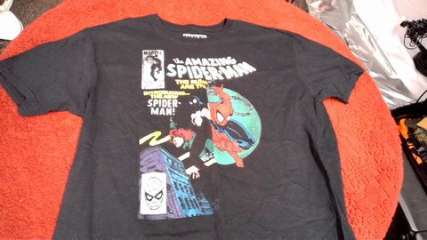 Load image into Gallery viewer, Marvel The Amazing Spiderman/Venom Shirt Size XL Color Black
