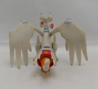 Load image into Gallery viewer, Pokemon Tomy Reshiram 3&quot; Action Figure (Pre-Owned/Loose)
