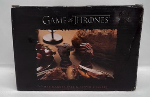 Load image into Gallery viewer, Game Of Thrones Map Marker Salt And Pepper Shakers
