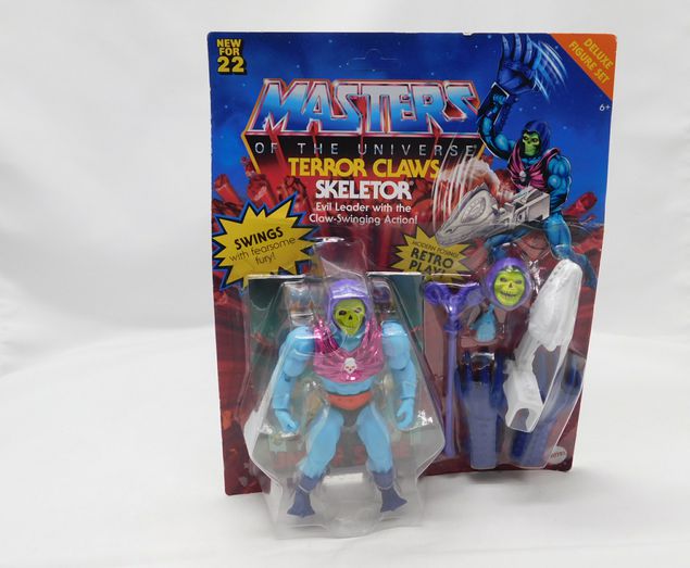 Load image into Gallery viewer, Masters of the Universe Origins Terror Claws Skeletor Action Figure Deluxe Set
