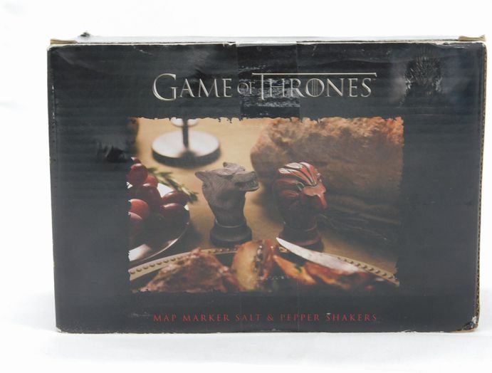 Load image into Gallery viewer, Game of Thrones Stark &amp; Lannister Map Marker Salt and Pepper Shakers
