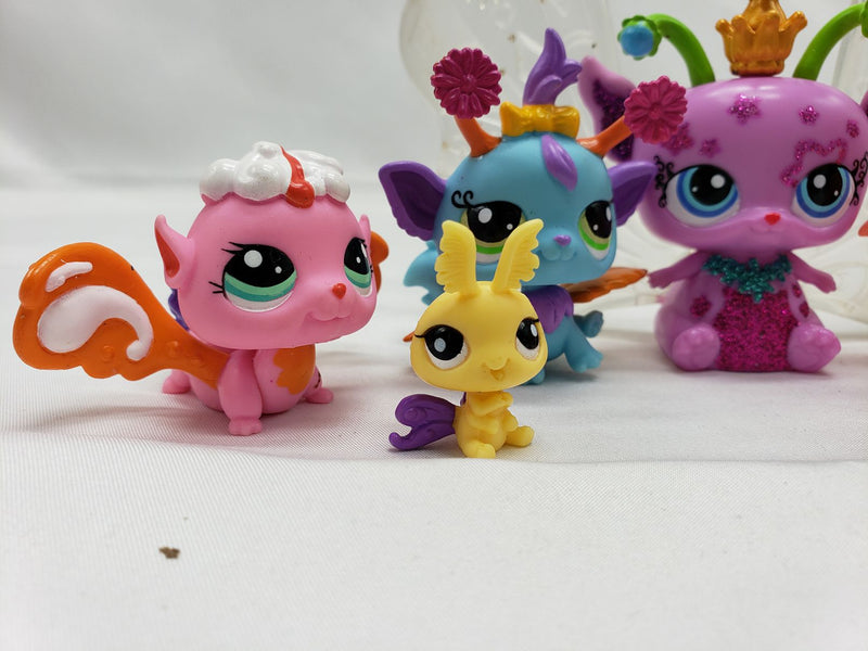 Load image into Gallery viewer, Littlest Pet Shop LPS Majestic Masquerade Fairies 2831 2832 2833 2834 2835 2836
