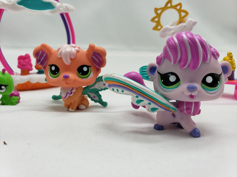 Load image into Gallery viewer, Littlest Pet Shop Fairies Shimmering Sky Candy Cloud Cafe  2724, 2725, 2726, 272
