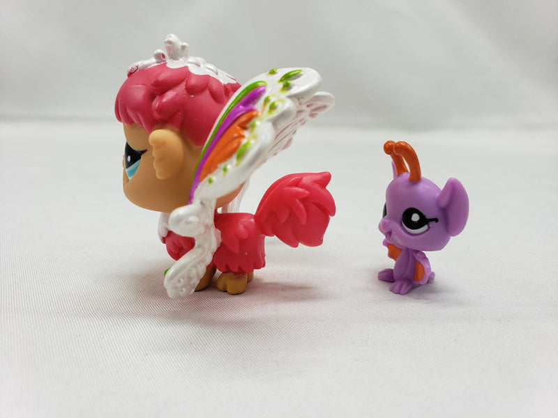 Load image into Gallery viewer, Littlest Pet Shop # 2712 2713 Shimmering Sky Fairy
