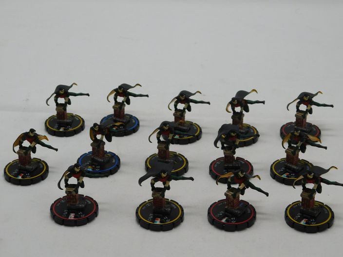 Load image into Gallery viewer, Heroclix and Mage Knight Bulk Lot
