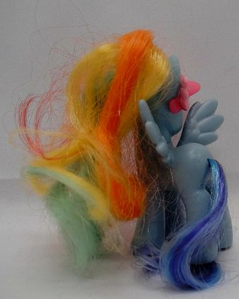 Load image into Gallery viewer, My Little Pony 2012 Riding Along Rainbow Dash [Loose]
