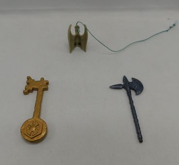 Masters of the Universe Random Weapons (Pre-Owned/Loose)