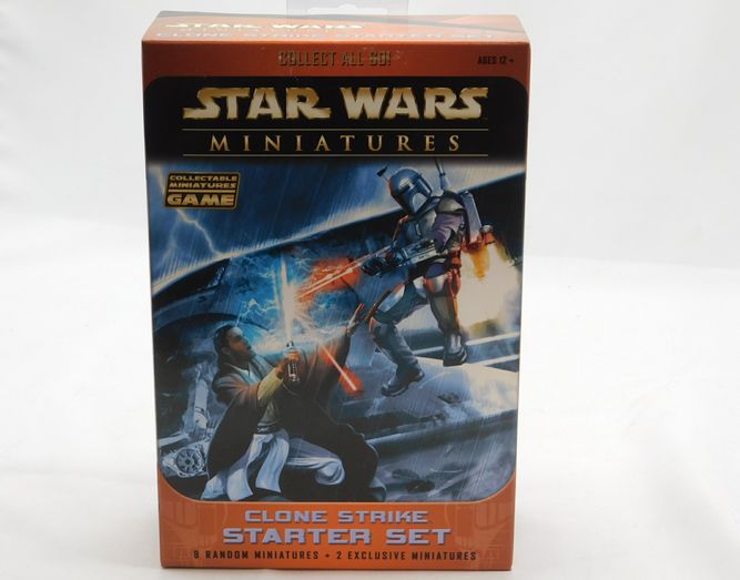 Load image into Gallery viewer, STAR WARS MINIATURES - CLONE STRIKE STARTER SET NIB 2004
