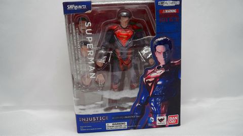 Load image into Gallery viewer, Bandai S.H.Figuarts Superman Injustice Version
