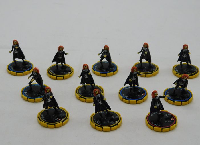 Load image into Gallery viewer, Heroclix and Mage Knight Bulk Lot
