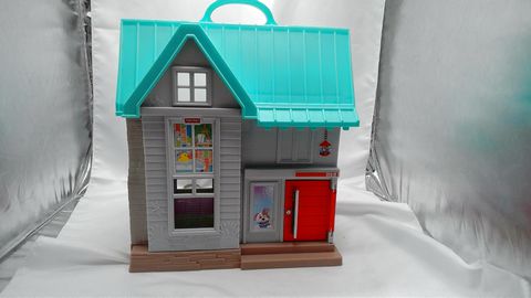 Load image into Gallery viewer, Fisher Price Little People Big Helpers Interactive Home Play Set
