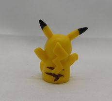 Load image into Gallery viewer, Pokemon Miniature Figure - Pikachu  (Pre-Owned/Loose)
