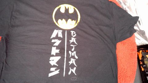 Load image into Gallery viewer, Batman DC Comics Original Size 2XL Shirt w/ Japanese Writing Color Black
