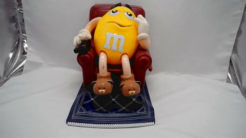 Load image into Gallery viewer, M&amp;M Candy Dispenser Yellow In Recliner  “Couch Potato”  1999 (Pre-Owned/No Box)
