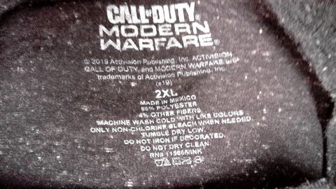 Load image into Gallery viewer, Black Call of Duty Modern Warfare Size 2XL Shirt
