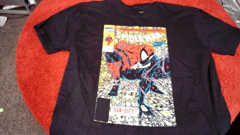 Load image into Gallery viewer, Marvel Comics Spiderman Sub City Shirt Size XL Color Black
