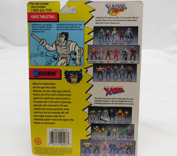 Load image into Gallery viewer, Toybiz Marvel X Men Wolverine Thrusting Knife 1993 Action Figure *NIB*
