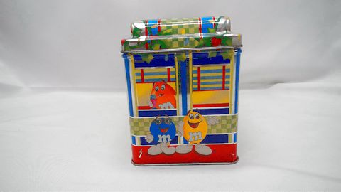Load image into Gallery viewer, VINTAGE RARE 1996 LIMITED EDITION M&amp;M CANISTER (Pre-Owned)
