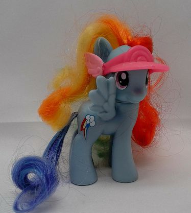 Load image into Gallery viewer, My Little Pony 2012 Riding Along Rainbow Dash [Loose]
